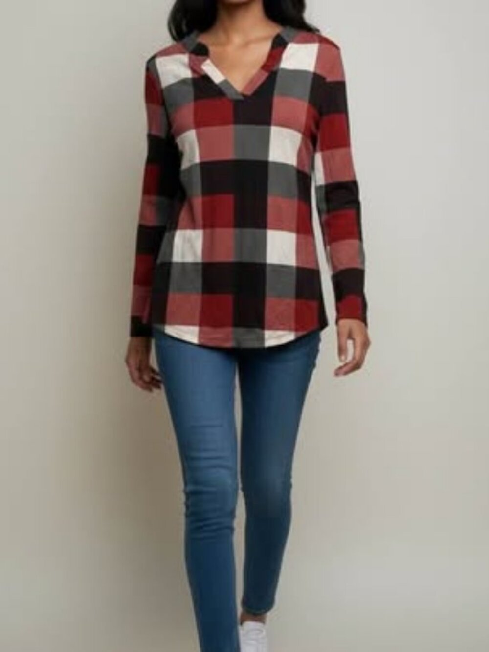 Women's Red Black Buffalo Plaid V-Neck Long Sleeve Tunic Top